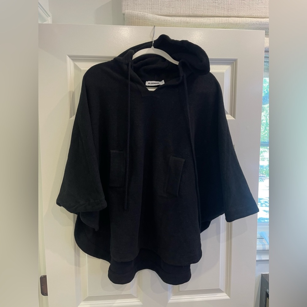 JILSANDERS Women’s Black Poncho